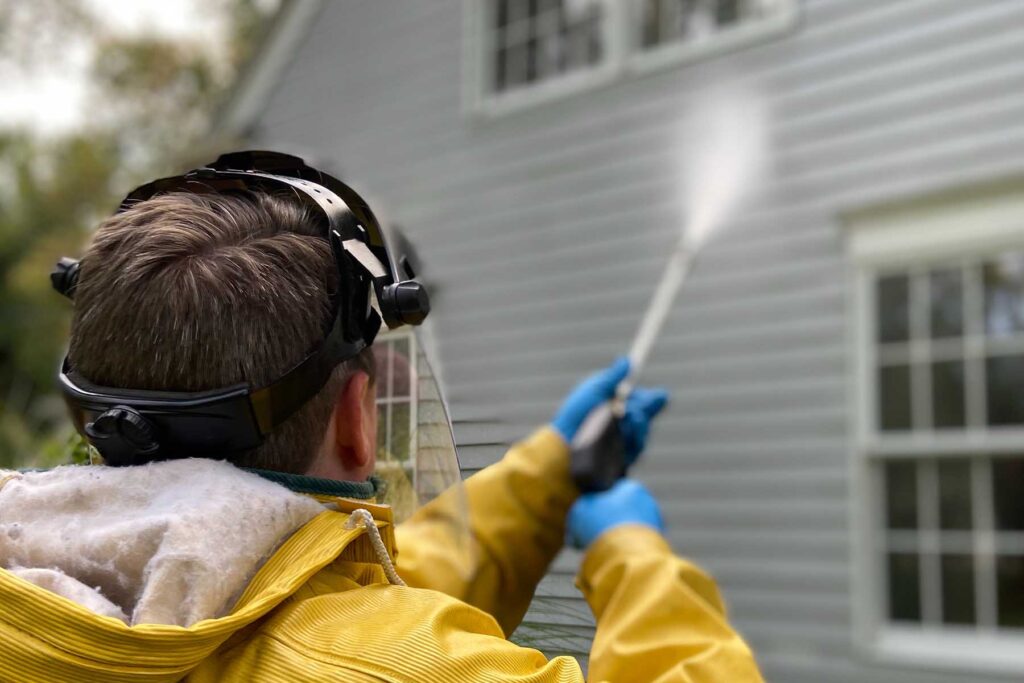 Power and Pressure Washing