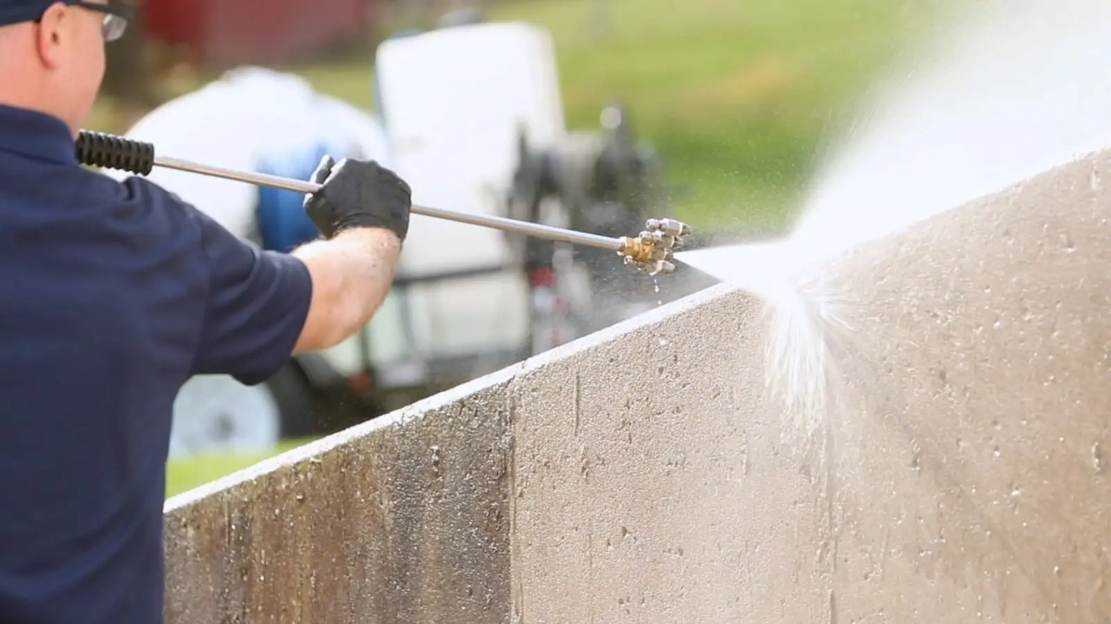 Pressure Washing Roof Tiles - Brook Pressure Washing